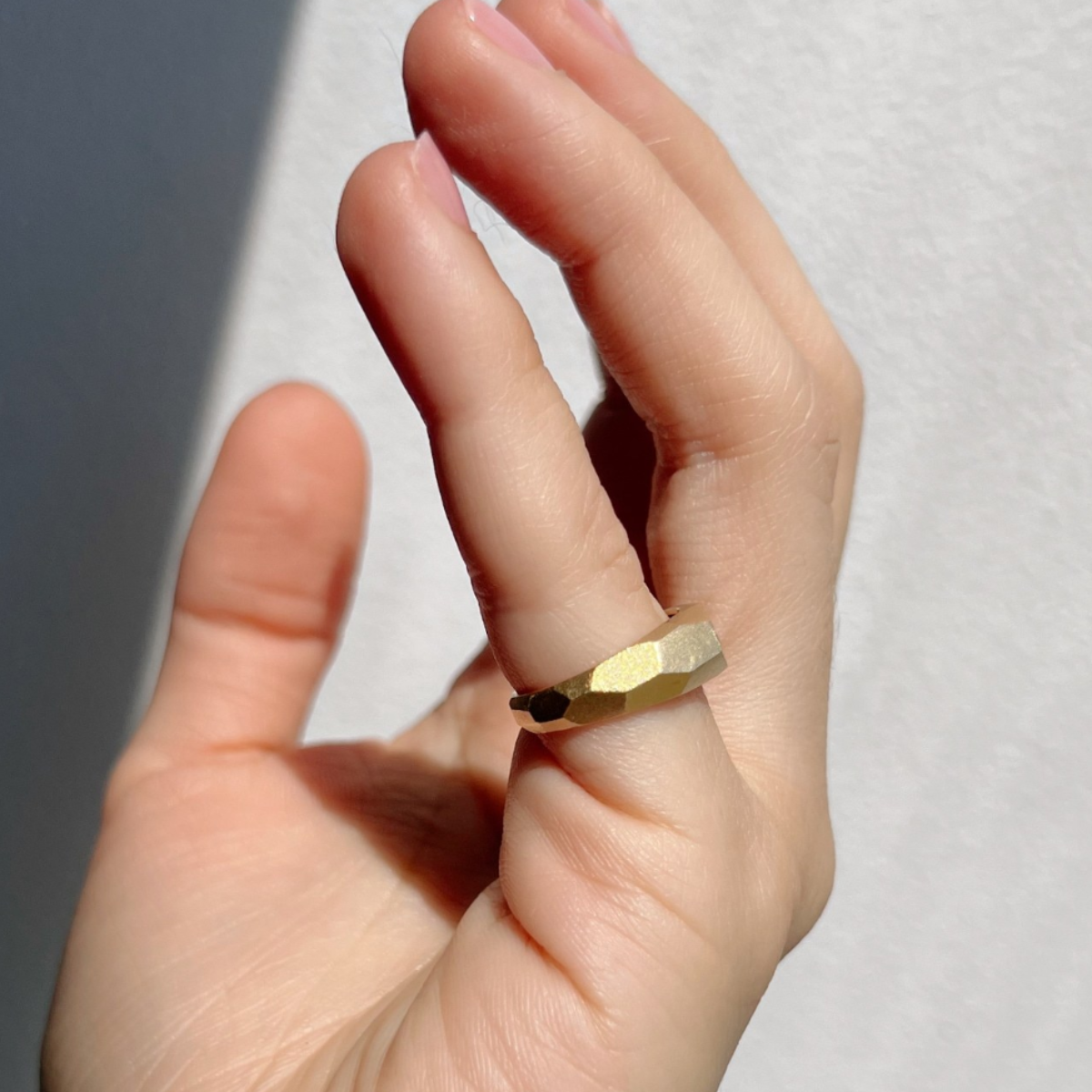 Elements_ring_side_view.png