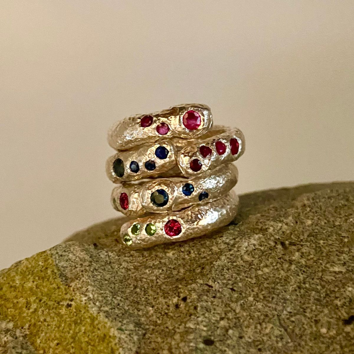 FLORAL DESERT RING RUBIES