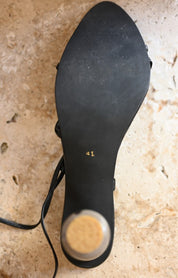 Tambora Heel - Black & Gray