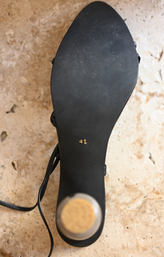 Tambora Heel - Black & Gray
