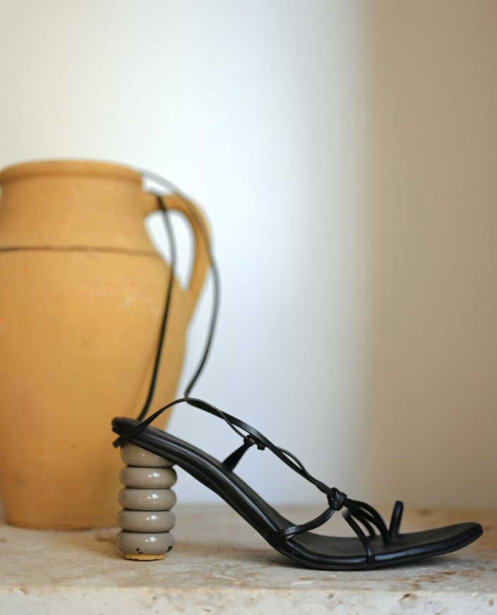 Tambora Heel - Black & Gray